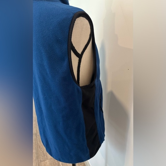 The North Face Men’s Medium Polartec Fleece Vest Blue Black SZ M  Zip Front - Picture 4 of 5